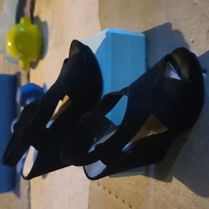 A. N. A. black wedges